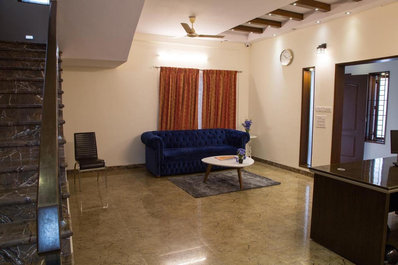 Oyo 8737 King Suites Bengalúr Exteriér fotografie