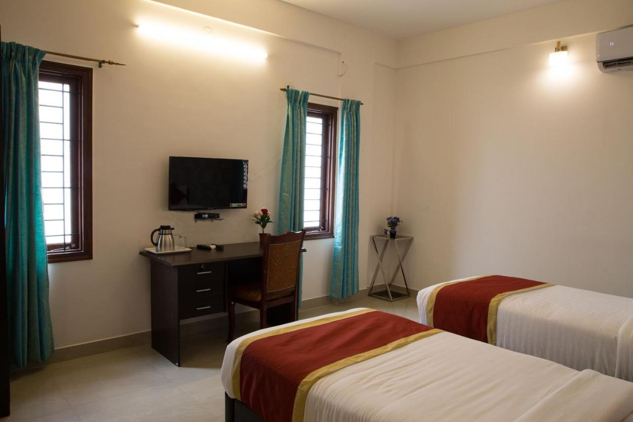 Oyo 8737 King Suites Bengalúr Exteriér fotografie